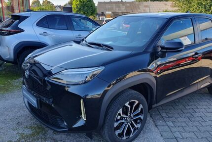 Toyota Yaris Cross 20.900 km 26.450 € Beckum 59269