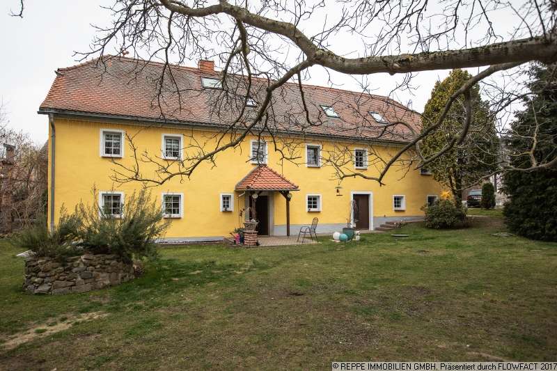 Haus zum Kaufen in Kubschütz OT Waditz 380.000 € 230 m²