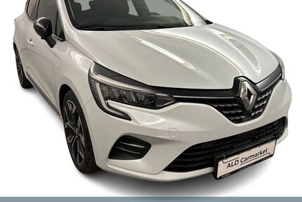 Renault Clio 8.457 km 14.980 &euro; Dorfmark 29683