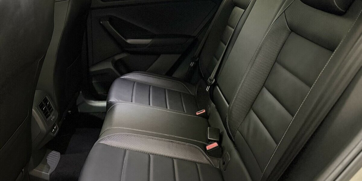 VW T-Roc R-Line/4Motion/Pano/Memory/Keyles 64.000 km 28.250 &euro; Mönchengladbach 41066