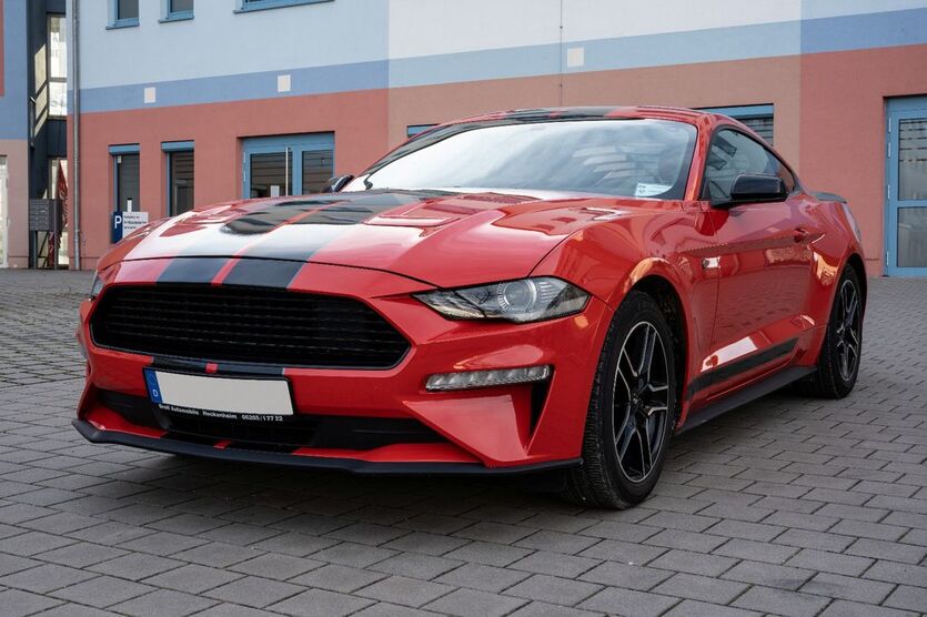 Ford Mustang 44.200 km 22.990 € Feucht 90537