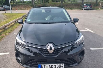 Renault Clio 46.800 km 14.750 &euro; Leinfelden-Echterdingen 70771