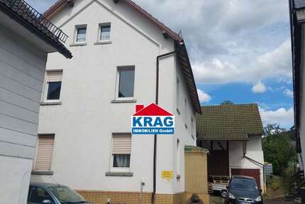 Haus zum Mieten in Breidenbach 800 € 220 m² 7 zimmer