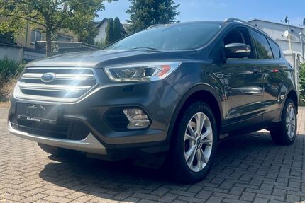 Ford Kuga 109.650 km 13.490 &euro; Taunusstein 65232