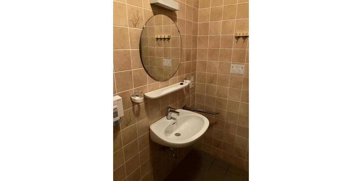 Mehrfamilienhaus, Wohnhaus Monzelfeld - 50 Zimmer, 1.000 m&sup2;, 630.000&euro; | Angebot:25304766