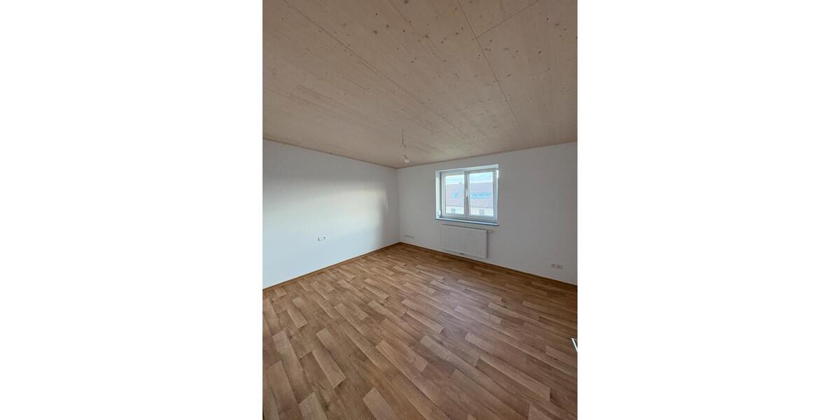 Dachgeschoßwohnung Meßkirch - 3 Zimmer, 95 m&sup2;, 1.200&euro; | Angebot:25113870