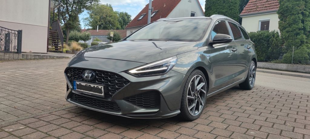 Hyundai i30 86.000 km 19.400 € Sachsenheim 74343