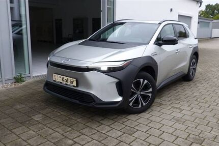 Toyota bZ4X 115.460 km 25.400 € Bad Gögging 93333