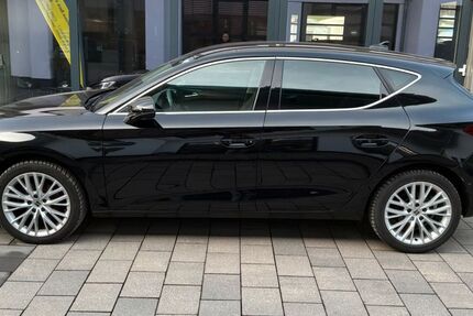 Seat Leon 79.851 km 16.950 &euro; Schmallenberg-Niederberndorf 57392