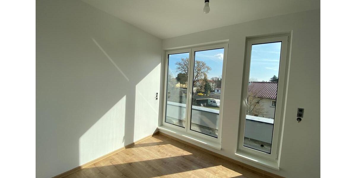 Dachgeschoßwohnung Oranienburg - 3 Zimmer, 88 m&sup2;, 1.496&euro; | Angebot:23297890