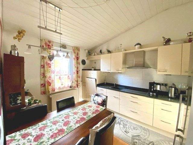 Mehrfamilienhaus, Wohnhaus Wilhelmshaven Siebethsburg - 7 Zimmer, 180 m&sup2;, 235.000&euro; | Angebot:25732028