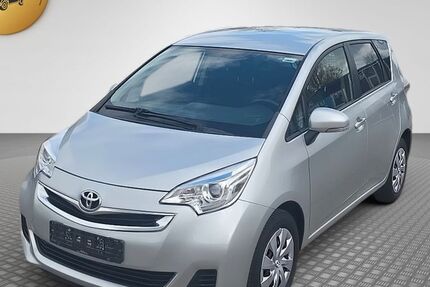 Toyota Verso-S 83.000 km 8.898 &euro; Hannover 30179