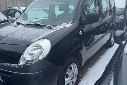 Renault Kangoo 62.453 km 7.990 &euro; Lübeck 23556