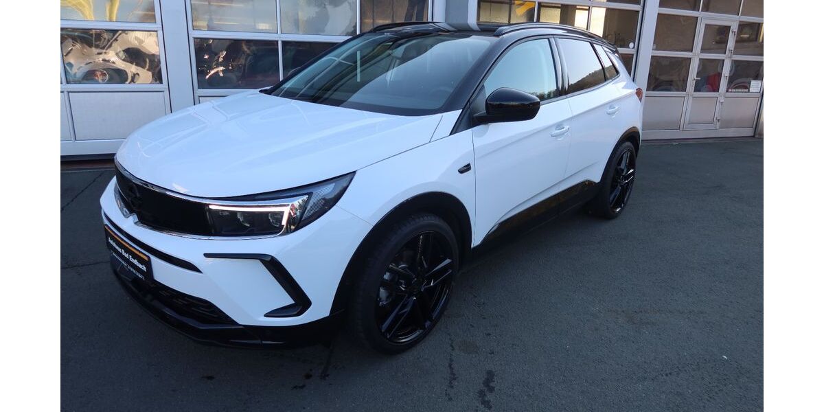 Opel Grandland (X) 23.950 km 24.890 &euro; Bad Endbach 35080