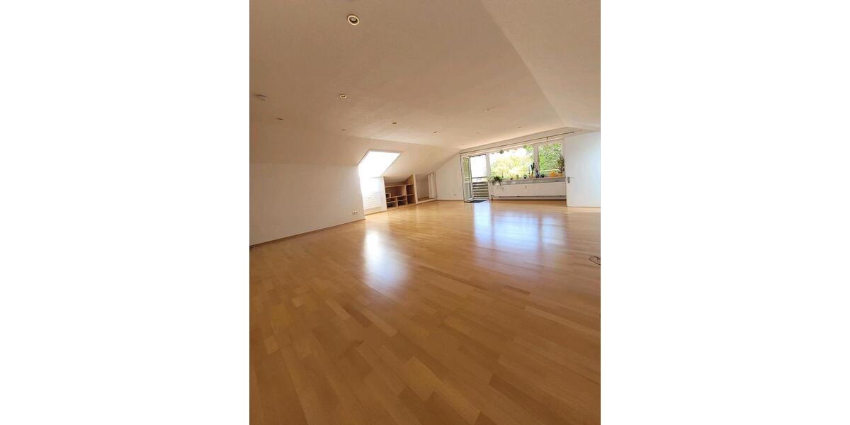 Dachgeschoßwohnung Immenstadt im Allgäu - 5 Zimmer, 102 m&sup2;, 370.000&euro; | Angebot:26326287