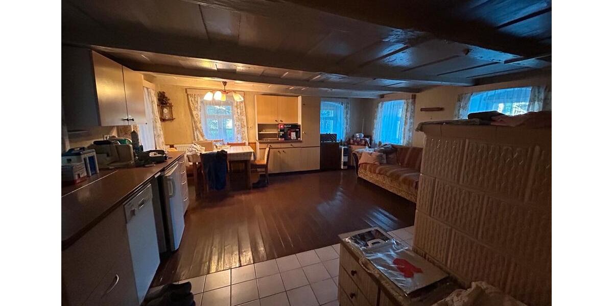 Einfamilienhaus Bischofswerda - 6 Zimmer, 120 m&sup2;, 100.000&euro; | Angebot:27190274