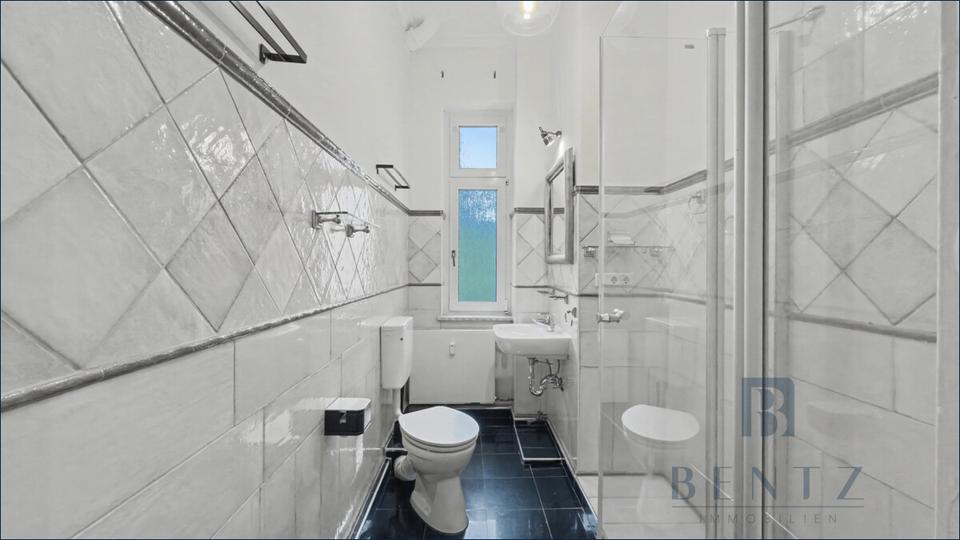 Etagenwohnung Bremerhaven Lehe - 5 Zimmer, 128 m&sup2;, 1.050&euro; | Angebot:24242278