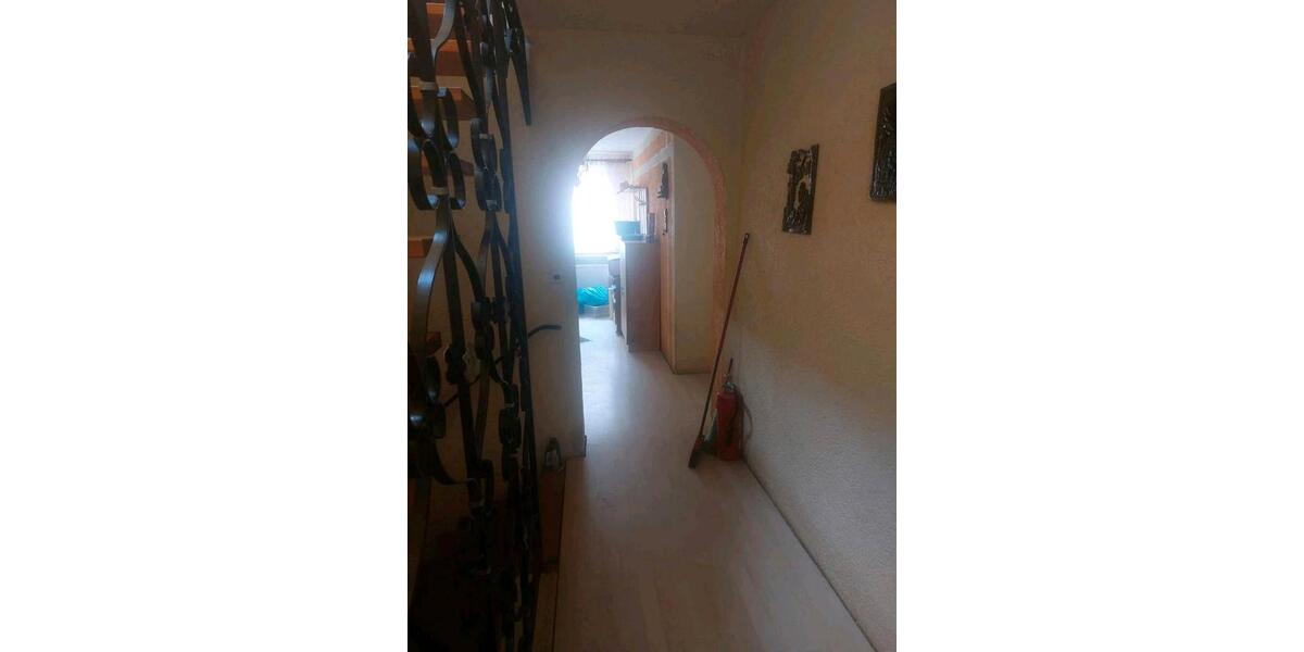 Einfamilienhaus Heldburg - 6 Zimmer, 100 m&sup2;, 70.000&euro; | Angebot:26511553