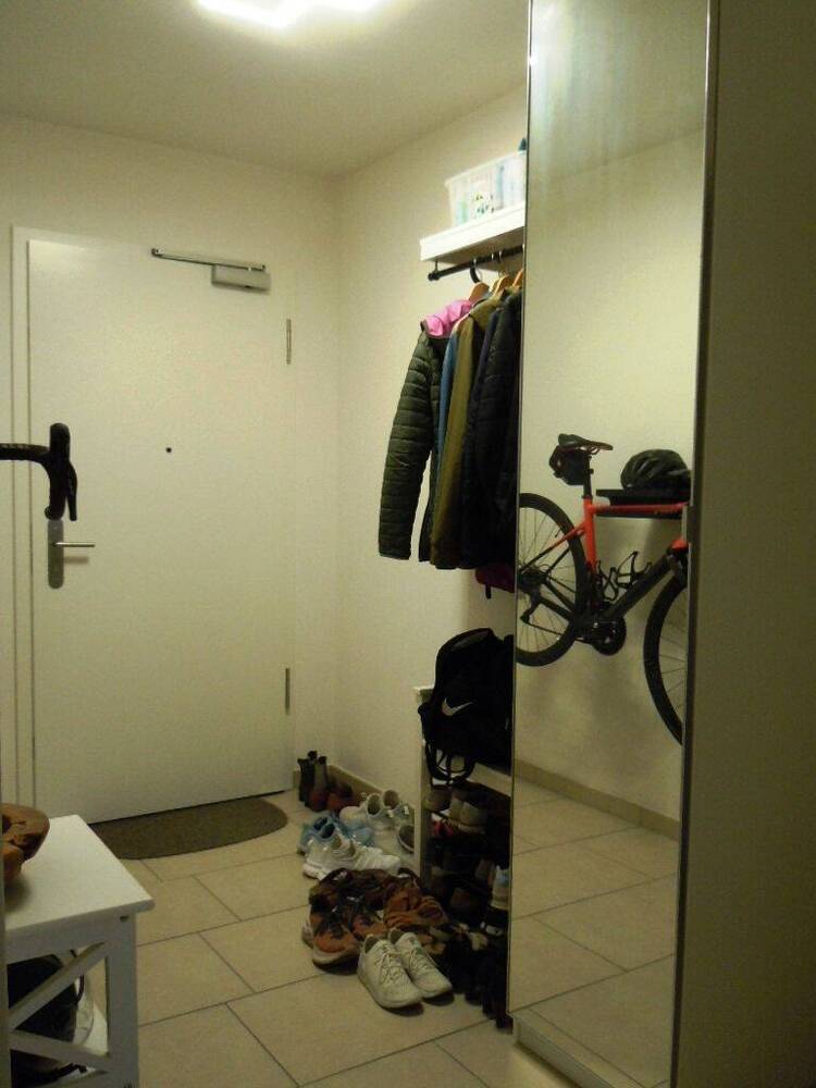 *ZENTRAL*RUHIG*HELL* 2-Zimmer-Whg mit Südloggia, EBK, TG-Stellplatz, Aufzug