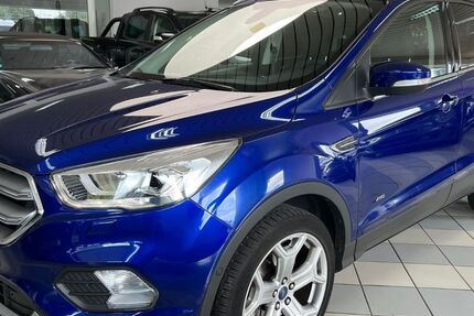 Ford Kuga 23.011 km 16.490 &euro; Neuss 41469
