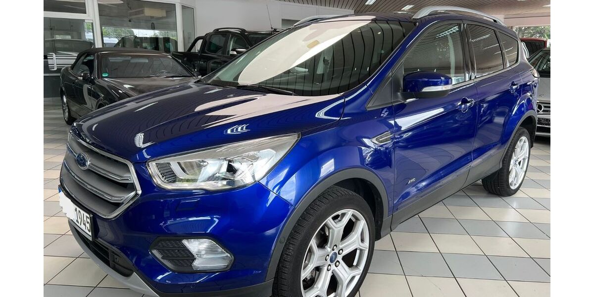 Ford Kuga 23.011 km 16.490 &euro; Neuss 41469