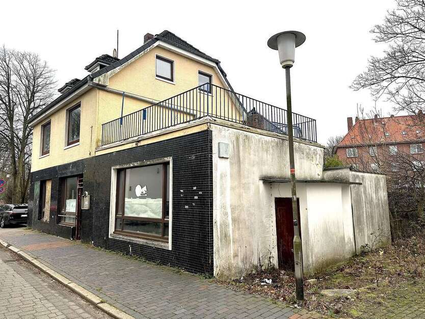 Haus zum Kaufen in Cuxhaven 189.000 € 200 m²