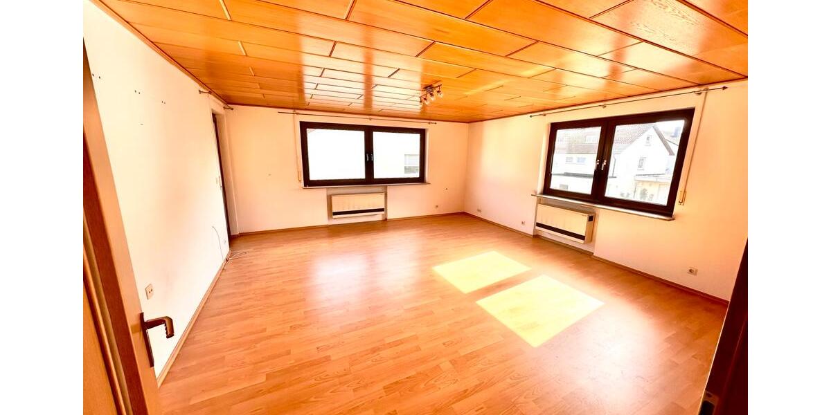Etagenwohnung Nufringen - 3.5 Zimmer, 102 m&sup2;, 1.190&euro; | Angebot:26131512