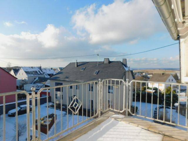 Osburg zwischen Schweich und Hermeskeil - moderne 4 Zi. Maisonette Whg.- hoch oben: Ihr neues Wolkenguckmalheim 4 zimmer