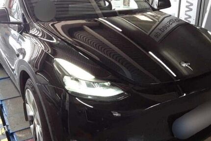 Tesla Model Y 85.911 km 33.900 &euro; Bad Kissingen 97688