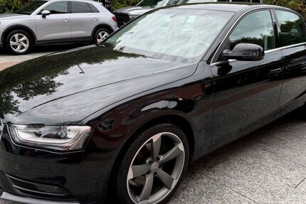 Audi A4 182.000 km 10.980 &euro; München 81827
