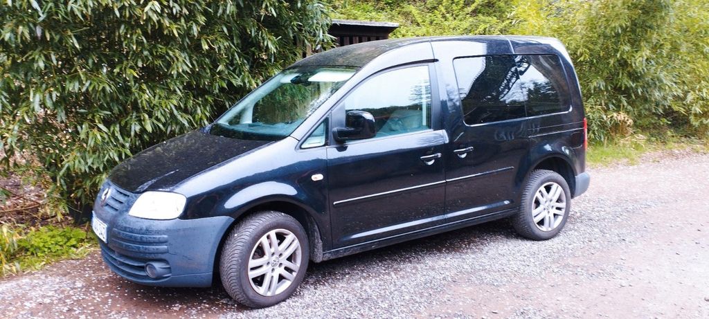 VW Caddy 215.000 km 3.750 &euro; Duisburg 47166