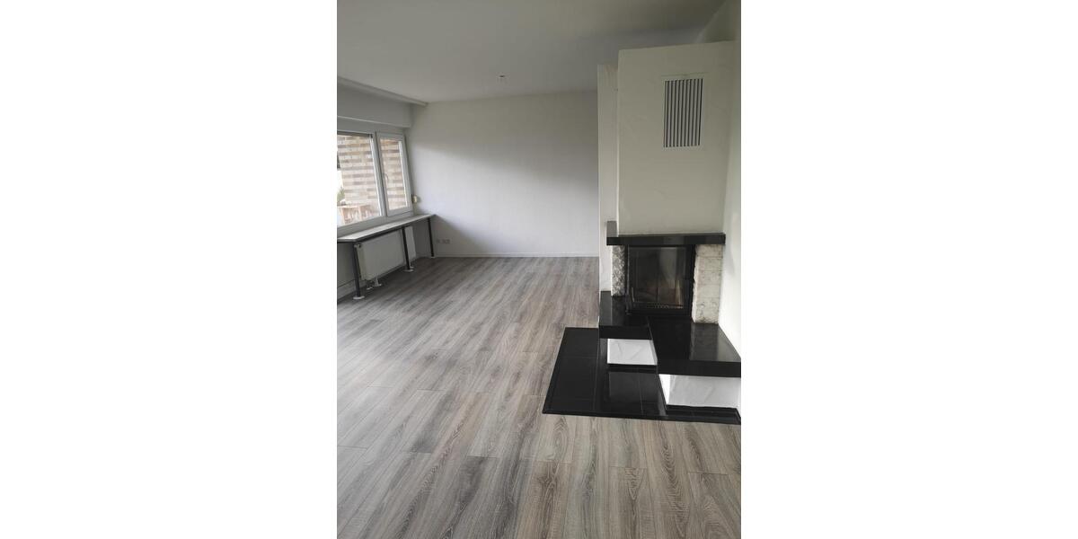 Erdgeschoßwohnung Villingen-Schwenningen Schwenningen - 3 Zimmer, 105 m&sup2;, 960&euro; | Angebot:26336057