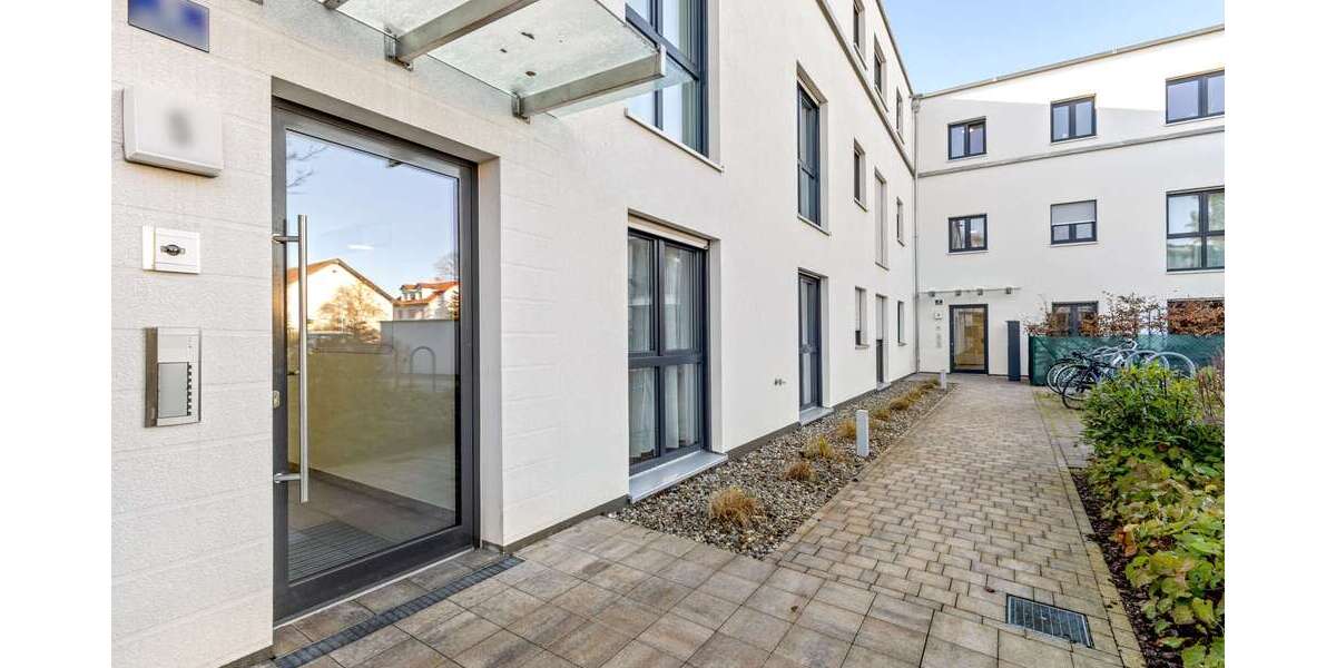 Offenes Wohnkonzept | Schwellenfrei erreichbar | 2 TG-Stellplätze uvm. - Dachgeschoßwohnung Unterhaching | Angebot:24821307