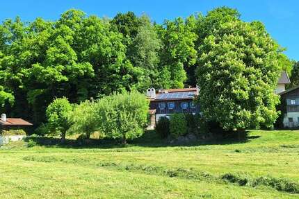 Haus Burgkirchen - 7 Zimmer, 232 m&sup2;, 1.100.000&euro; | Angebot:25371293