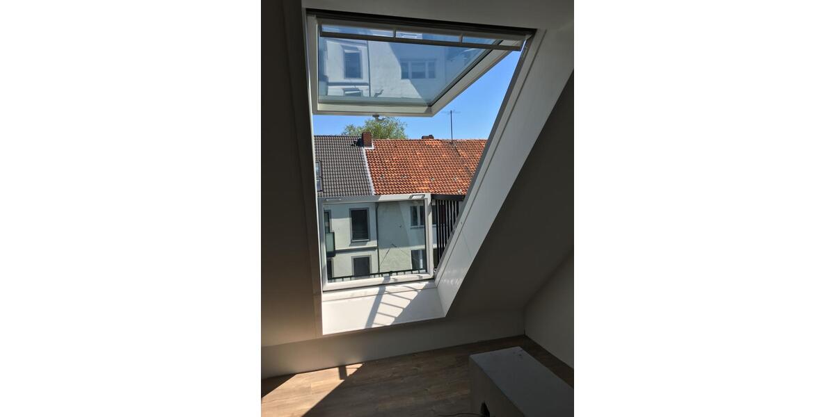 Dachgeschoßwohnung Hannover Vahrenwald-List - 3 Zimmer, 130 m&sup2;, 1.650&euro; | Angebot:24983588