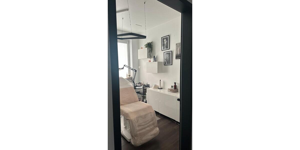 Gewerbeobjekt Bad Lippspringe - 350&euro; | Angebot:26043050