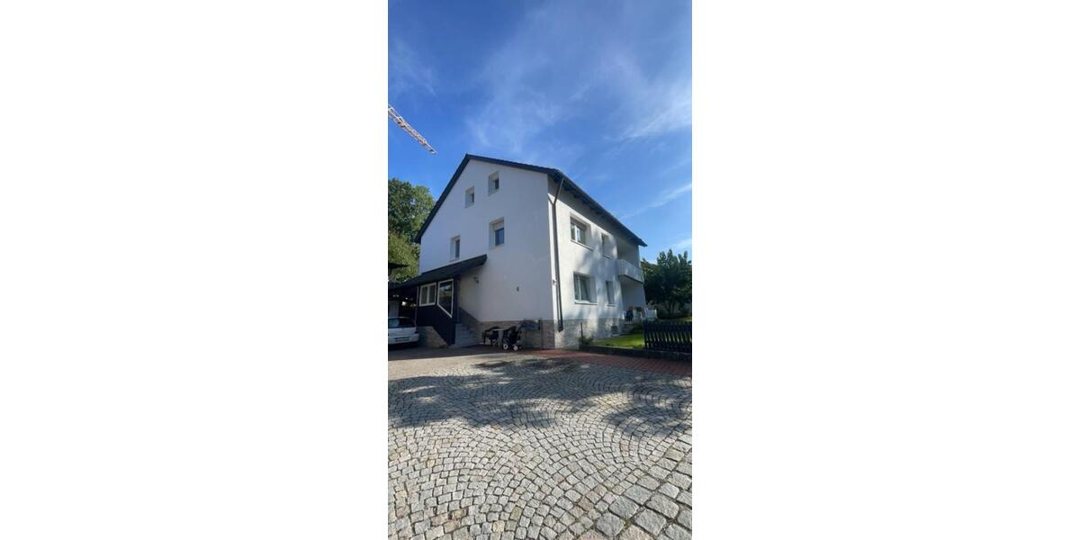 Etagenwohnung Rottenburg an der Laaber - 4 Zimmer, 93 m&sup2;, 1.250&euro; | Angebot:24842118