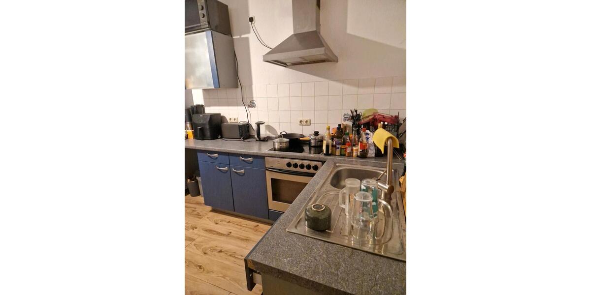 Dachgeschoßwohnung Bornheim - 1 Zimmer, 18 m&sup2;, 500&euro; | Angebot:25538413