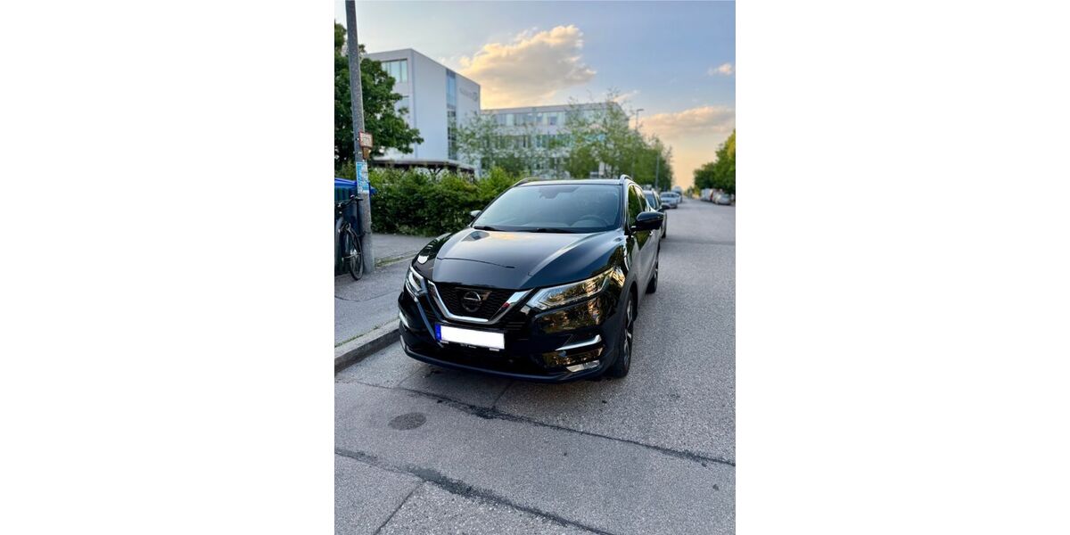 Nissan Qashqai 108.000 km 13.600 &euro; Fürstenfeldbruck 82256