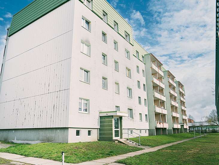 Etagenwohnung Prenzlau - 4 Zimmer, 76 m&sup2;, 530&euro; | Angebot:25510962