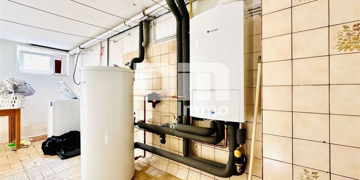 Modernisierte Doppelhaushälfte mit großem Grundstück und vielen Extras - Doppelhaushälfte Lohfelden | Angebot:27092543