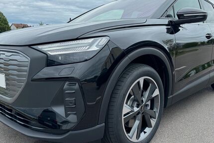 Audi Q4 e-tron 50.000 km 37.900 &euro; Fürstenfeldbruck 82256