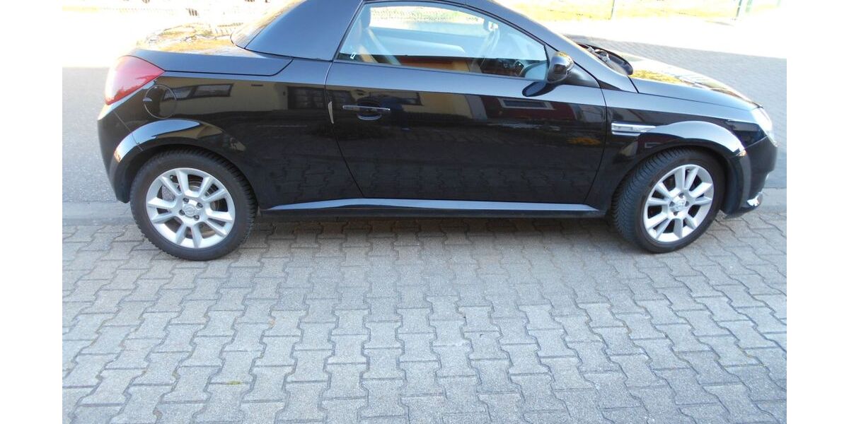 Opel Tigra 107.000 km 5.650 &euro; Dettenheim 76706