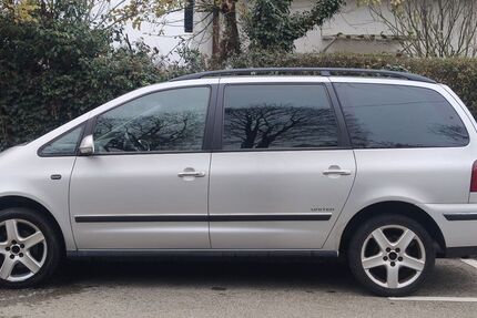 VW Sharan 245.000 km 3.200 € Ostfildern 73760