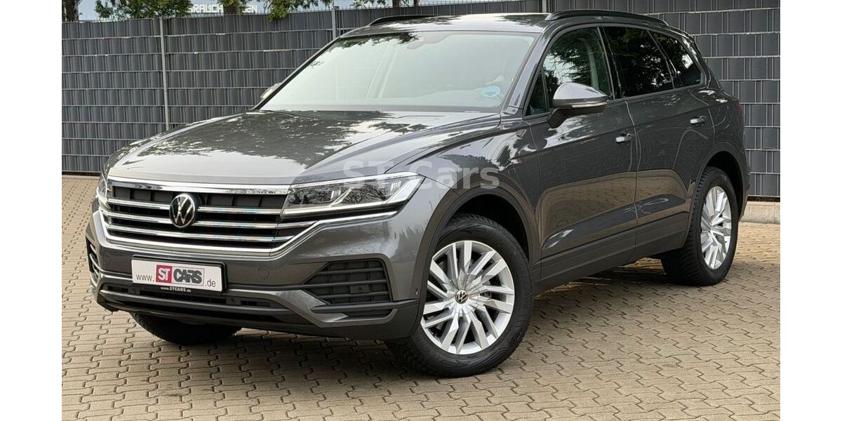 VW Touareg 24.990 km 54.390 &euro; Braunschweig 38110