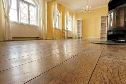 Haus zum Mieten in Eltville 3.300 € 265 m² 8 zimmer