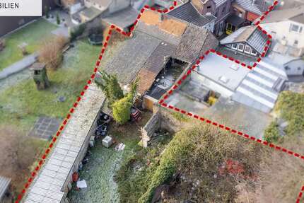 Haus zum Kaufen in Eschweiler 249.000 € 290 m² 10 zimmer