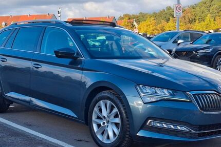 Skoda Superb 98.200 km 17.999 € Berlin 15831