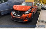 Peugeot 2008 1.2 PureTech 100 Active Pack*Unfall* 21.200 km 6.380 € Berlin 13187