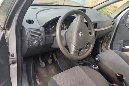 Opel Zafira 170.000 km 1.100 &euro; Stuttgart 70376